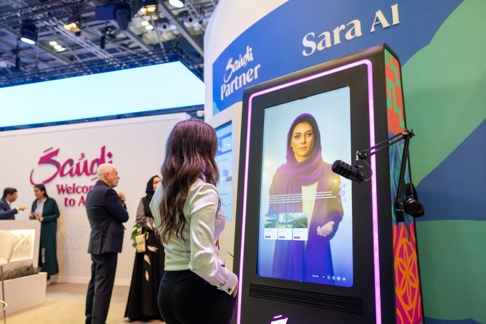نموذج «سارة» السعودي للذكاء الاصطناعي